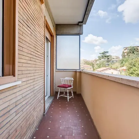 Modern 2bed Flat 15 Mins From The City Center * Roma