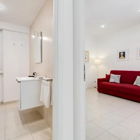 Modern 2bed Flat 15 Mins From The City Center Appartamento Roma