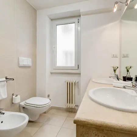 Modern 2bed Flat 15 Mins From The City Center * Roma